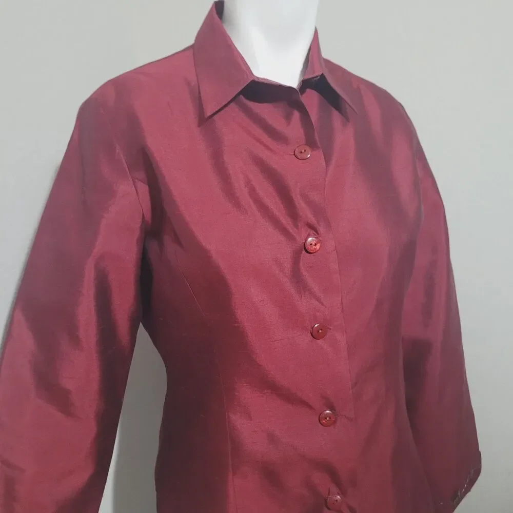 Silkland Petite size 8P button front blouse silk collar lightweight shoulder pad